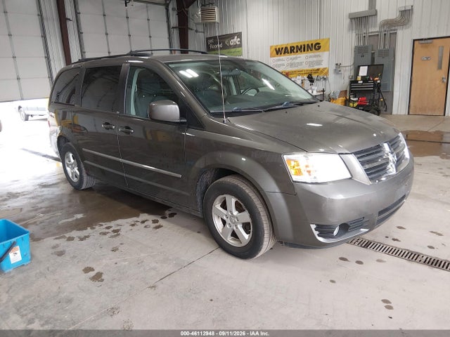 46112948 :رقم المزاد ، 2D4RN5D18AR353038 vin ، 2010 Dodge Grand Caravan Sxt مزاد بيع
