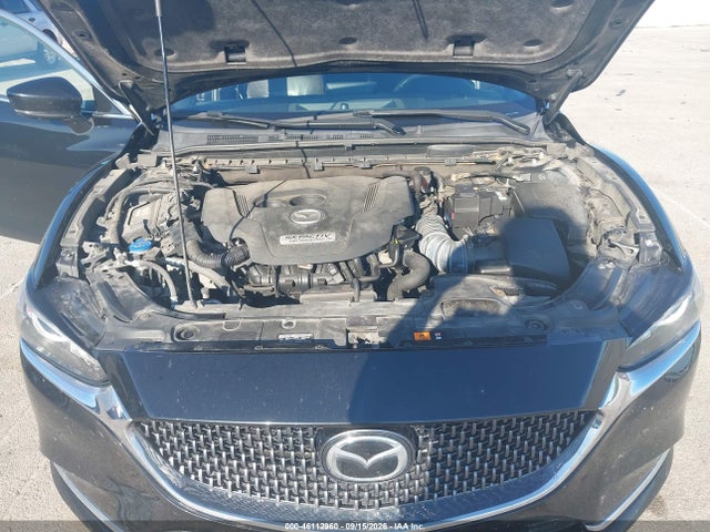 46112960 :رقم المزاد ، JM1GL1XY4J1304385 vin ، 2018 Mazda Mazda6 Signature مزاد بيع