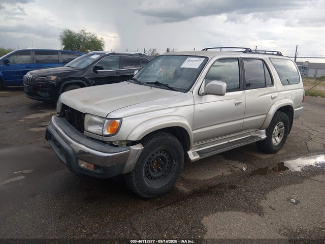 46112977 :رقم المزاد ، JT3GN86R3Y0160426 vin ، 2000 Toyota 4runner Sr5 V6 مزاد بيع