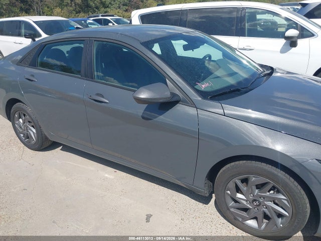 46113013 :رقم المزاد ، KMHLM4DJ8TU186469 vin ، 2026 Hyundai Elantra Hybrid Blue مزاد بيع