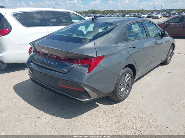 46113013 :رقم المزاد ، KMHLM4DJ8TU186469 vin ، 2026 Hyundai Elantra Hybrid Blue مزاد بيع