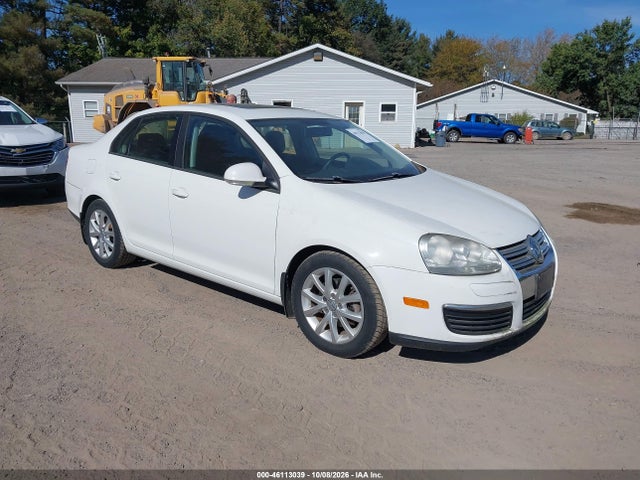 46113039 :رقم المزاد ، 3VWRZ7AJXAM120266 vin ، 2010 Volkswagen Jetta Limited Edition مزاد بيع