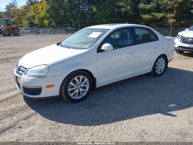 46113039 :رقم المزاد ، 3VWRZ7AJXAM120266 vin ، 2010 Volkswagen Jetta Limited Edition مزاد بيع