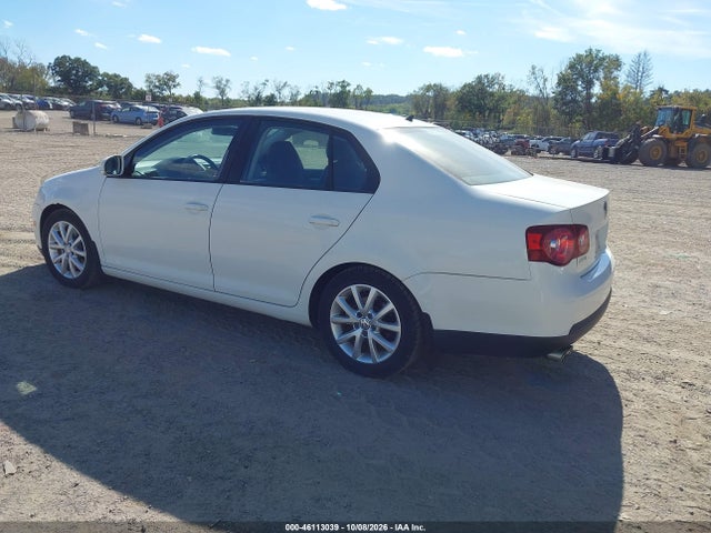46113039 :رقم المزاد ، 3VWRZ7AJXAM120266 vin ، 2010 Volkswagen Jetta Limited Edition مزاد بيع