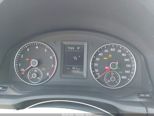 46113039 :رقم المزاد ، 3VWRZ7AJXAM120266 vin ، 2010 Volkswagen Jetta Limited Edition مزاد بيع