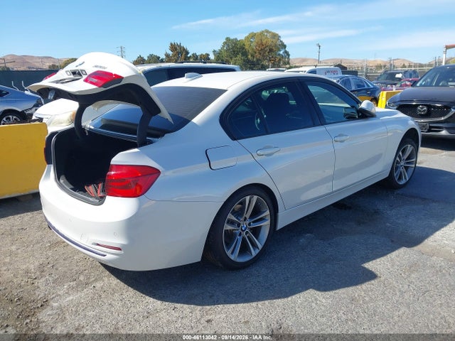BMW 328i Xdrive 2016 WBA8E3G53GNU04105 Image 4
