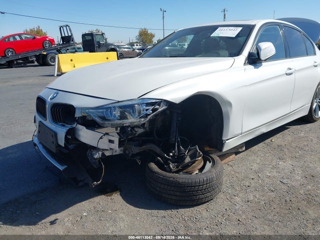 BMW 328i Xdrive 2016 WBA8E3G53GNU04105 Image 6
