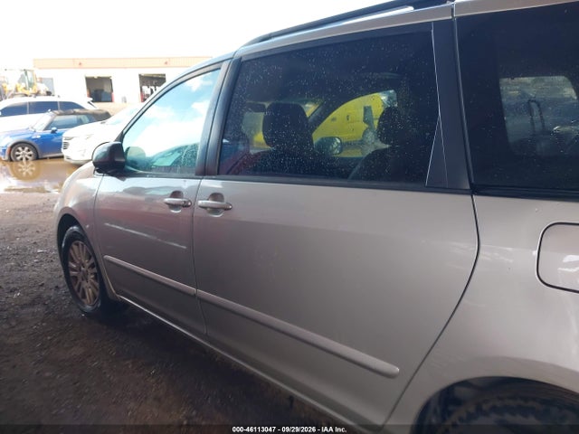 Продажа на аукционе авто 2010 Toyota Sienna Xle, vin: 5TDYK4CC1AS317052, номер лота: 46113047