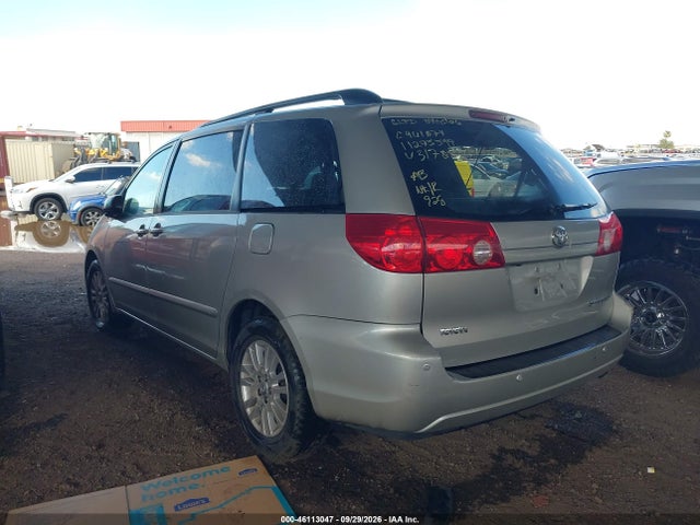 Продажа на аукционе авто 2010 Toyota Sienna Xle, vin: 5TDYK4CC1AS317052, номер лота: 46113047
