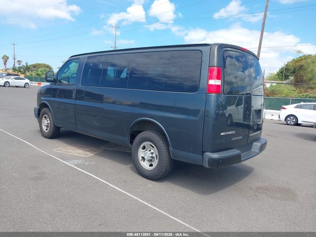 Chevrolet Express 2500 Ls 2017 1GAWGEFFXH1271127 Image 3
