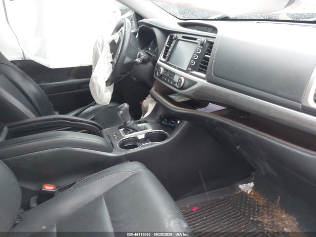 46113063 :رقم المزاد ، 5TDDGRFH9KS054511 vin ، 2019 Toyota Highlander Hybrid Limited مزاد بيع