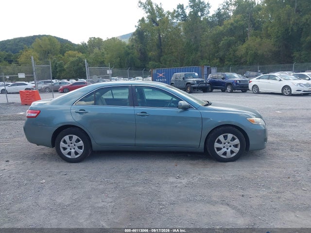 46113066 :رقم المزاد ، 4T1BF3EK1AU529322 vin ، 2010 Toyota Camry Le مزاد بيع