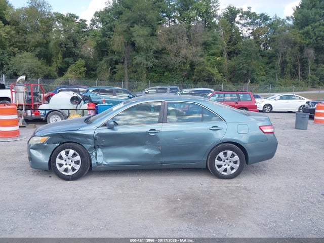 46113066 :رقم المزاد ، 4T1BF3EK1AU529322 vin ، 2010 Toyota Camry Le مزاد بيع