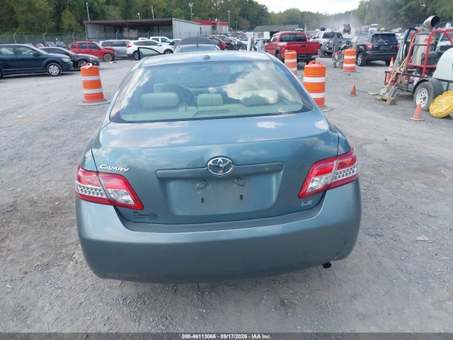 46113066 :رقم المزاد ، 4T1BF3EK1AU529322 vin ، 2010 Toyota Camry Le مزاد بيع