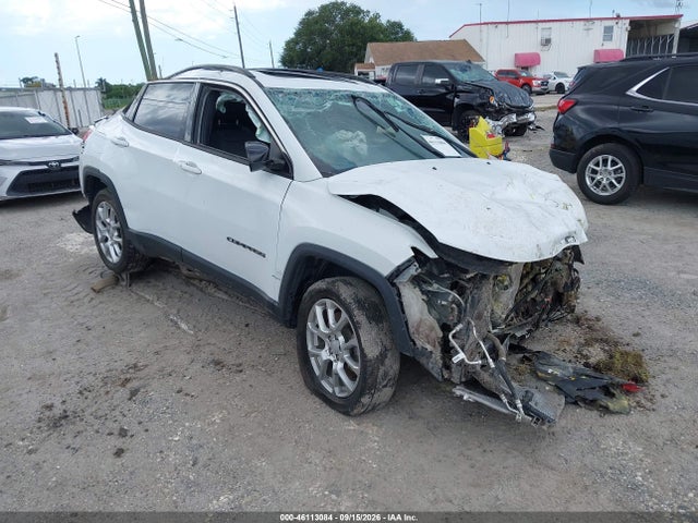 2023 Jeep Compass Latitude Lux Fwd მანქანა იყიდება აუქციონზე, vin: 3C4NJDFN5PT548828, აუქციონის ნომერი: 46113084