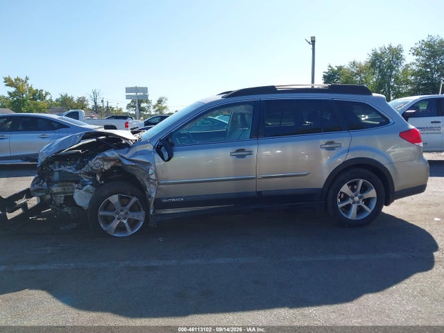 2014 Subaru Outback 3.6r Limited მანქანა იყიდება აუქციონზე, vin: 4S4BRDNCXE2273947, აუქციონის ნომერი: 46113102