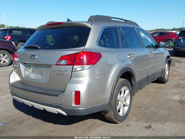 2014 Subaru Outback 3.6r Limited მანქანა იყიდება აუქციონზე, vin: 4S4BRDNCXE2273947, აუქციონის ნომერი: 46113102