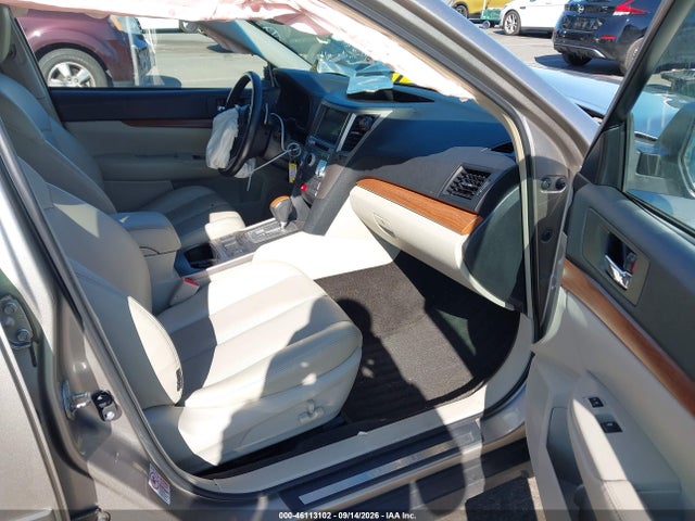 2014 Subaru Outback 3.6r Limited მანქანა იყიდება აუქციონზე, vin: 4S4BRDNCXE2273947, აუქციონის ნომერი: 46113102