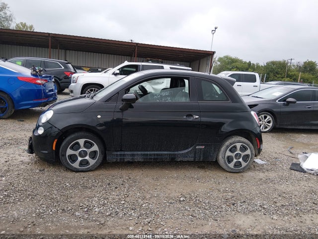 Fiat 500E BATTERY ELECTRIC 2015 3C3CFFGE2FT642302 Image 14