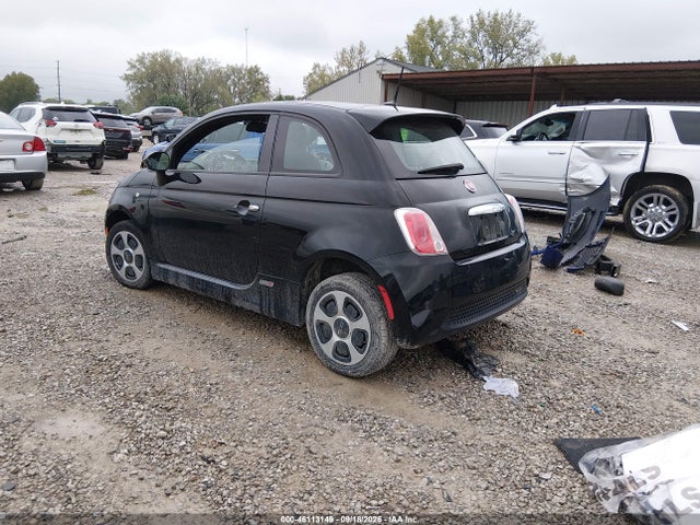 Fiat 500E BATTERY ELECTRIC 2015 3C3CFFGE2FT642302 Image 3