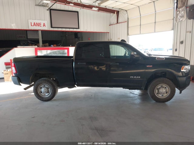 46113317 :رقم المزاد ، 3C6UR5CJ1LG243333 vin ، 2020 Ram 2500 مزاد بيع
