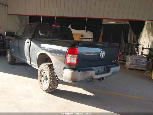 46113317 :رقم المزاد ، 3C6UR5CJ1LG243333 vin ، 2020 Ram 2500 مزاد بيع