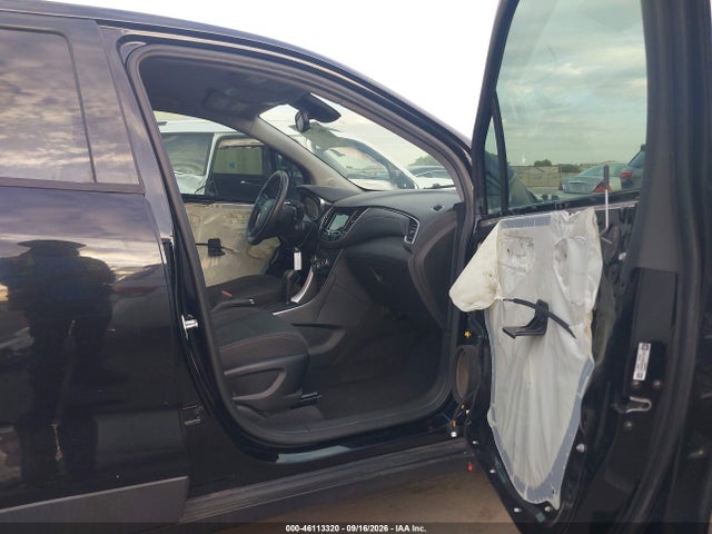 Chevrolet TRAX LS 2019 3GNCJKSB3KL234442 Image 5