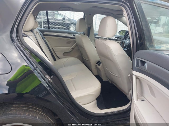 Продажа на аукционе авто 2015 Volkswagen Golf Tsi Se 4-door, vin: 3VW217AU5FM098137, номер лота: 46113350
