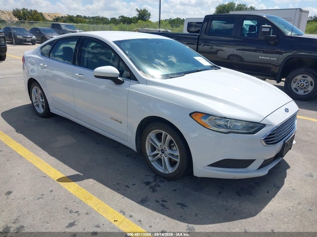 46113385 :رقم المزاد ، 3FA6P0UU9JR254543 vin ، 2018 Ford Fusion Hybrid S مزاد بيع