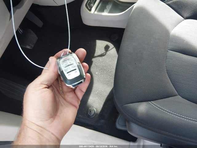 46113425 :رقم المزاد ، 2C4RC1CG7PR511721 vin ، 2023 Chrysler Voyager Lx مزاد بيع
