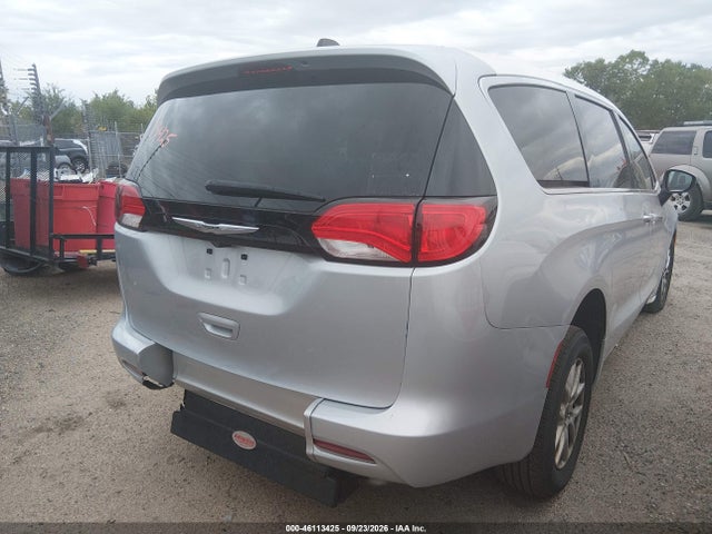 46113425 :رقم المزاد ، 2C4RC1CG7PR511721 vin ، 2023 Chrysler Voyager Lx مزاد بيع
