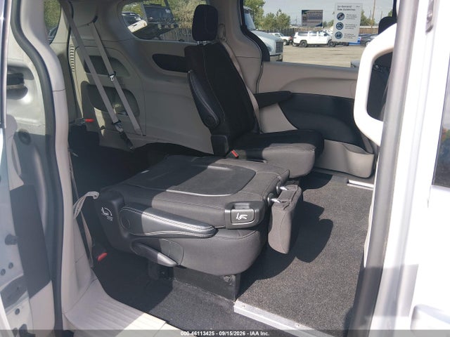 46113425 :رقم المزاد ، 2C4RC1CG7PR511721 vin ، 2023 Chrysler Voyager Lx مزاد بيع