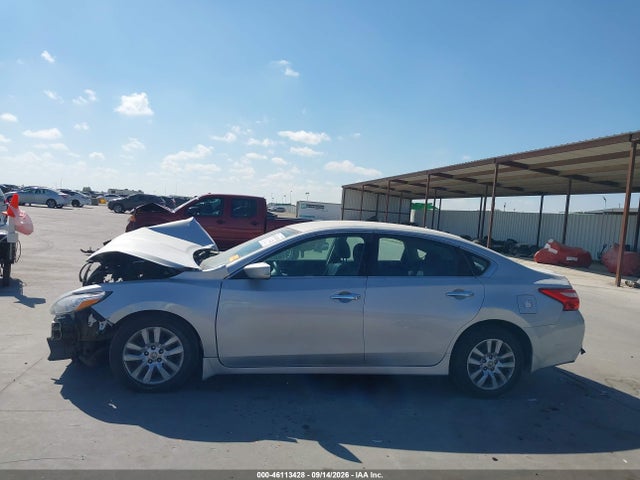 2016 Nissan Altima 2.5 S მანქანა იყიდება აუქციონზე, vin: 1N4AL3AP6GN319172, აუქციონის ნომერი: 46113428