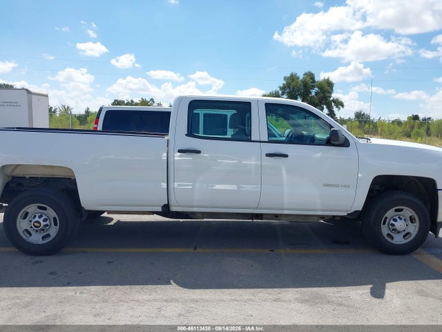 46113430 :رقم المزاد ، 1GC1CUEG0JF255447 vin ، 2018 Chevrolet Silverado 2500hd Wt مزاد بيع