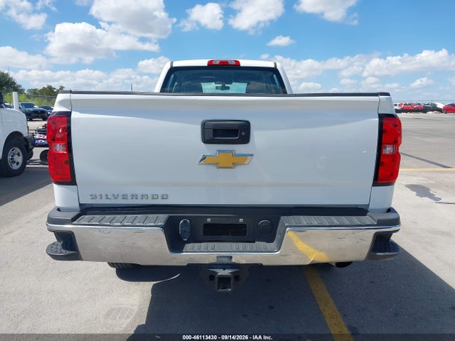 46113430 :رقم المزاد ، 1GC1CUEG0JF255447 vin ، 2018 Chevrolet Silverado 2500hd Wt مزاد بيع
