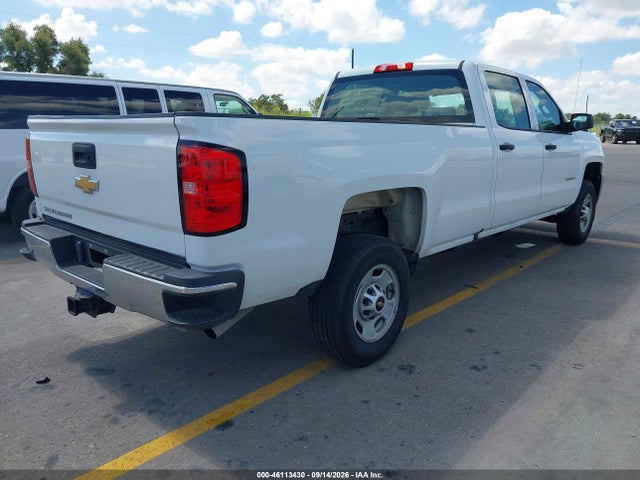 46113430 :رقم المزاد ، 1GC1CUEG0JF255447 vin ، 2018 Chevrolet Silverado 2500hd Wt مزاد بيع