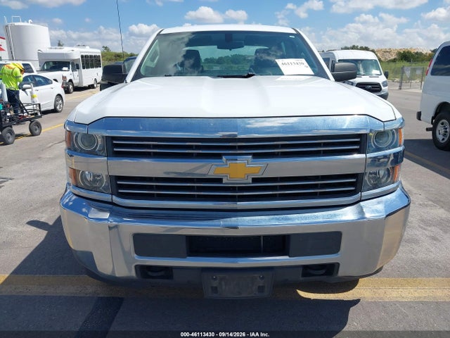 46113430 :رقم المزاد ، 1GC1CUEG0JF255447 vin ، 2018 Chevrolet Silverado 2500hd Wt مزاد بيع