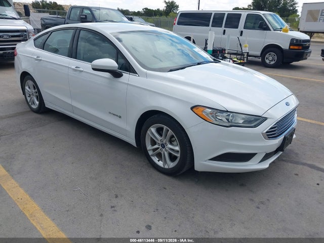 46113446 :رقم المزاد ، 3FA6P0UU0JR254544 vin ، 2018 Ford Fusion Hybrid S مزاد بيع