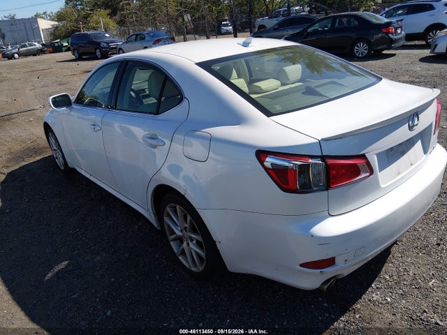 46113450 :رقم المزاد ، JTHCF5C24C5057247 vin ، 2012 Lexus Is 250 مزاد بيع