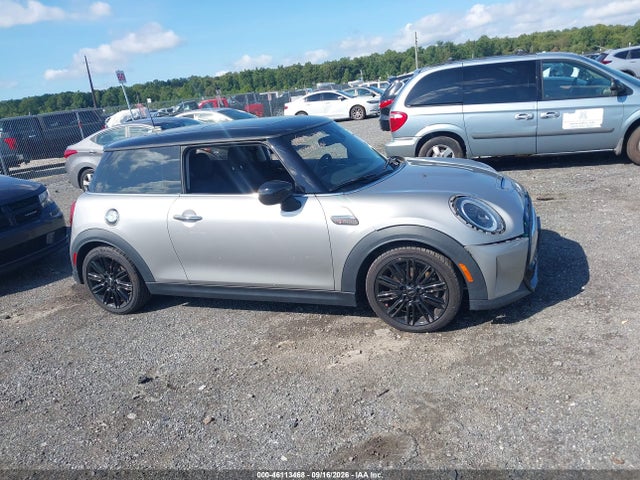 46113468 :رقم المزاد ، WMW53DH05P2T82353 vin ، 2023 Mini Hardtop Cooper S مزاد بيع