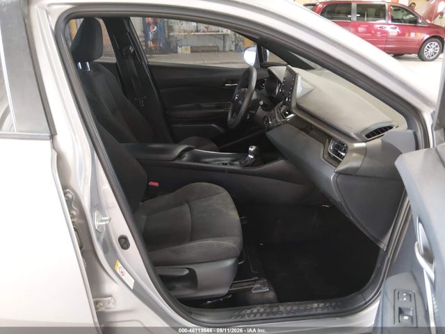 46113544 :رقم المزاد ، NMTKHMBX9KR080139 vin ، 2019 Toyota C-hr Le مزاد بيع
