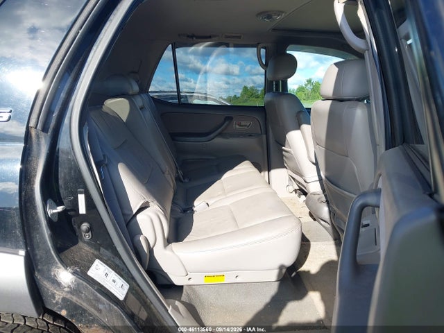 Продажа на аукционе авто 2003 Toyota Sequoia Sr5 V8, vin: 5TDBT44A43S198478, номер лота: 46113560