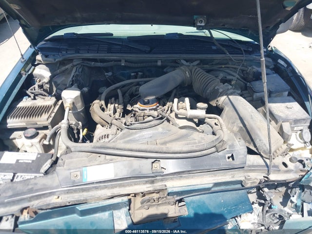 46113576 :رقم المزاد ، 1GNCS13W8W2176487 vin ، 1998 Chevrolet Blazer Lt مزاد بيع