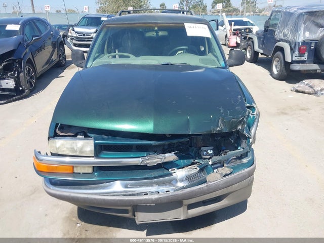 46113576 :رقم المزاد ، 1GNCS13W8W2176487 vin ، 1998 Chevrolet Blazer Lt مزاد بيع