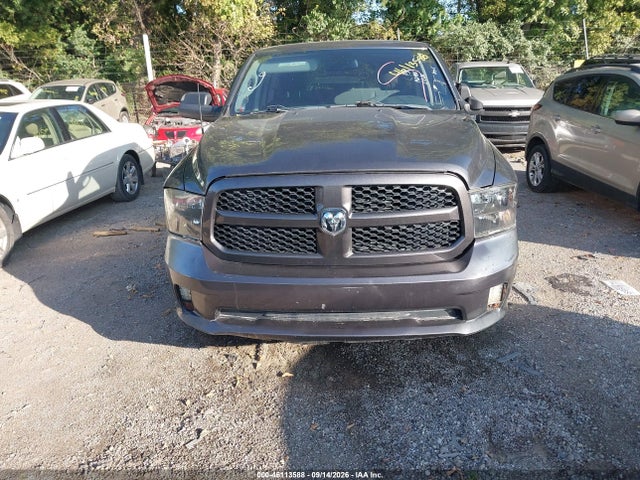 Продажа на аукционе авто 2018 Ram 1500 Express  4x4 6'4 Box, vin: 1C6RR7FT3JS192986, номер лота: 46113588