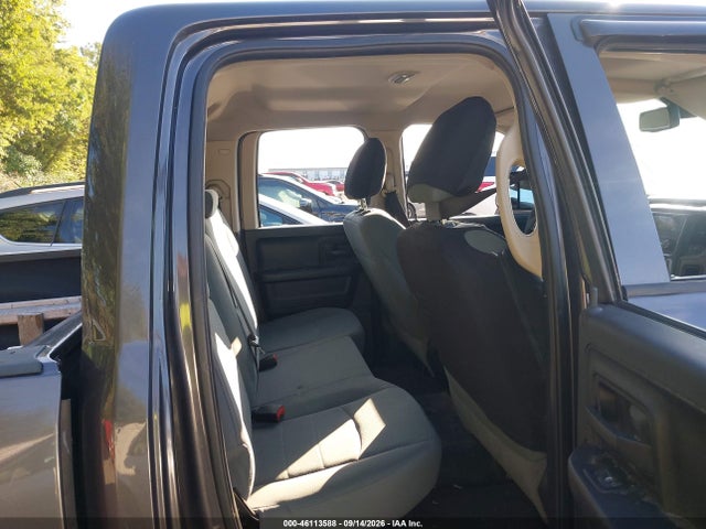 Продажа на аукционе авто 2018 Ram 1500 Express  4x4 6'4 Box, vin: 1C6RR7FT3JS192986, номер лота: 46113588