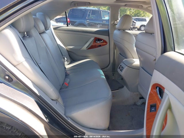 46113636 :رقم المزاد ، 4T1BF3EK1BU204171 vin ، 2011 Toyota Camry Xle مزاد بيع