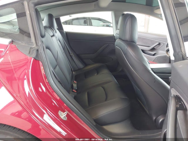 46113681 :رقم المزاد ، 5YJ3E1EB3KF389610 vin ، 2019 Tesla Model 3 Long Range/performance مزاد بيع