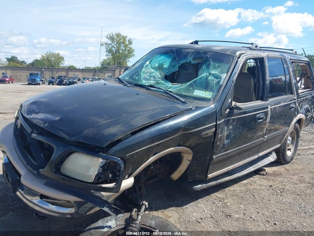46113702 :رقم المزاد ، 1FMPU18L3WLB27609 vin ، 1998 Ford Expedition Eddie Bauer/xlt مزاد بيع