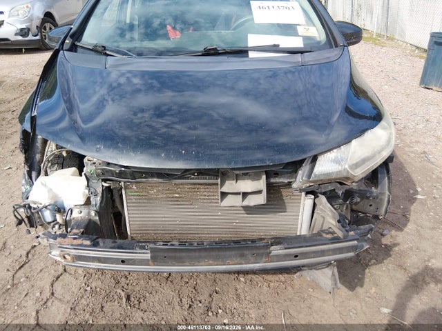 46113703 :رقم المزاد ، JHMGK5H51HS007902 vin ، 2017 Honda Fit Lx مزاد بيع